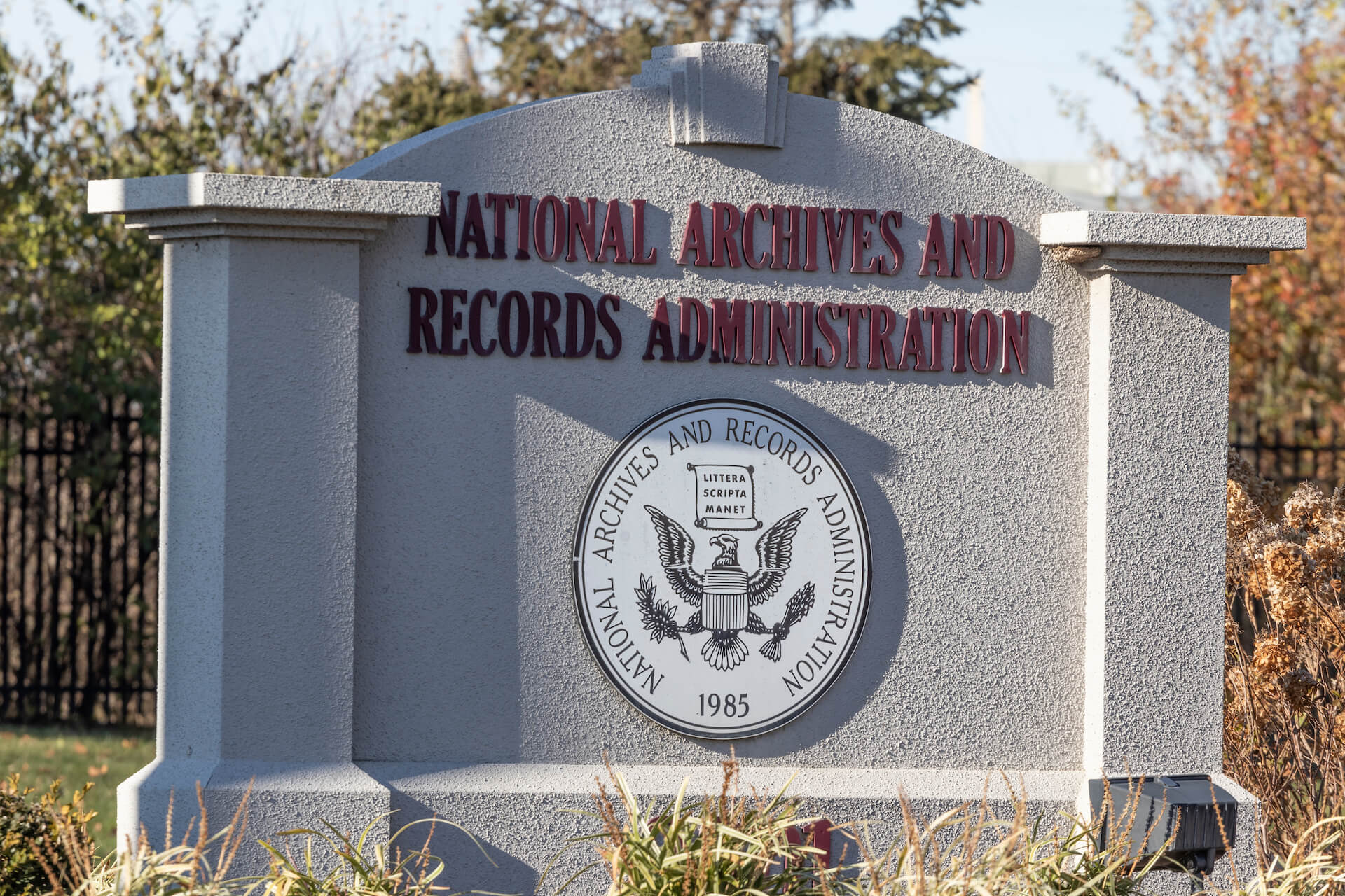 Why Should I Look for a NARA-Approved Records Storage Facility?